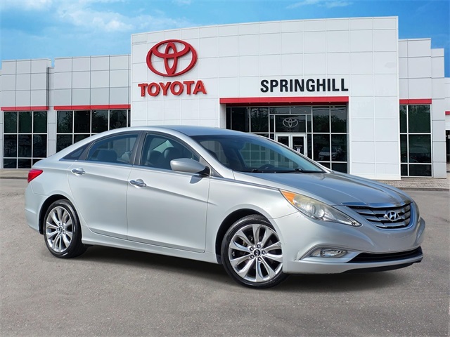 2013 Hyundai Sonata SE's photo