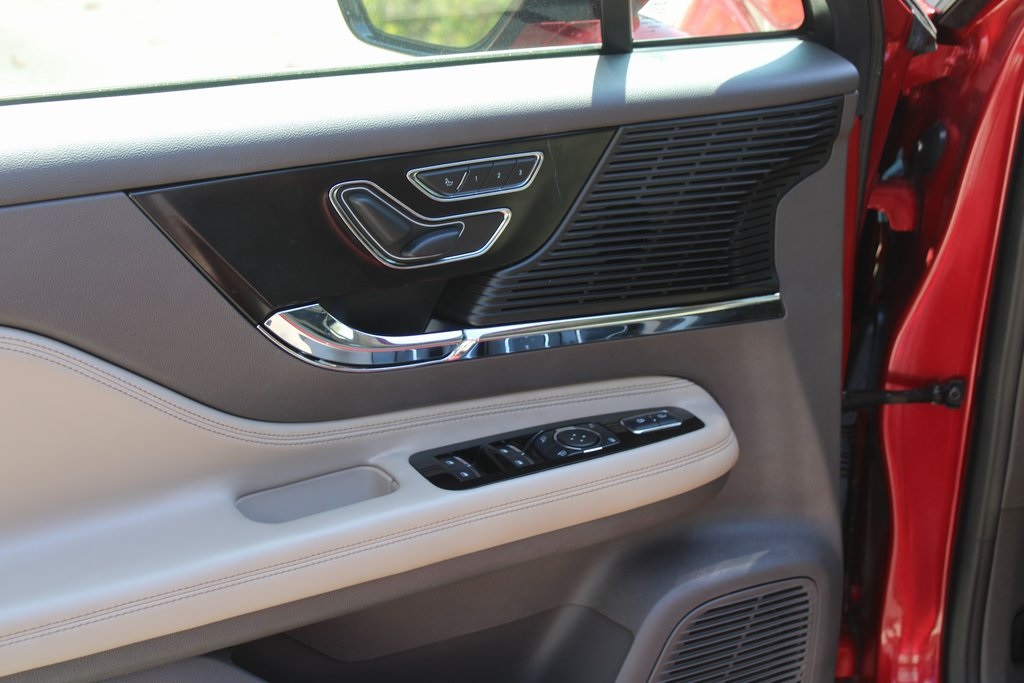 Used 2021 Lincoln Corsair FWD SUV for sale #SX1404 - photo 16