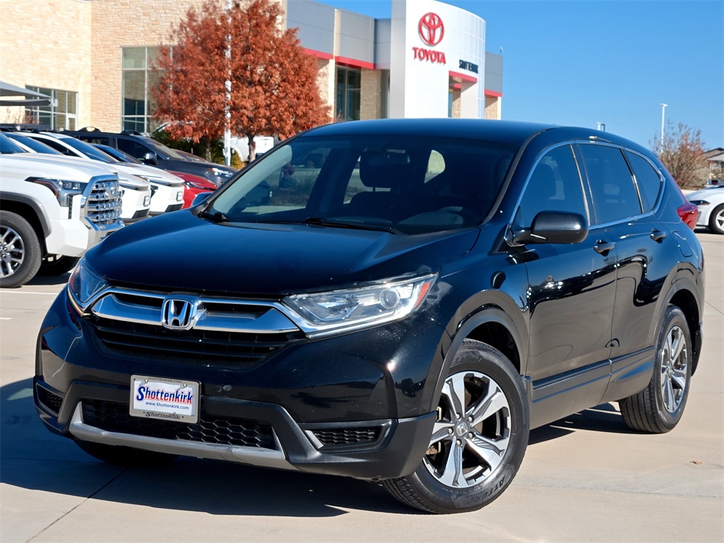 Used 2018 Honda CR-V LX with VIN 2HKRW5H34JH423041 for sale in Hudson Oaks, TX