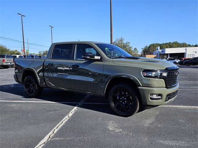 2026 Ram 1500 Laramie Crew Cab 4x4 5'7" Box