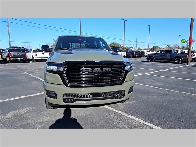 2026 Ram 1500 Laramie Crew Cab 4x4 5'7" Box
