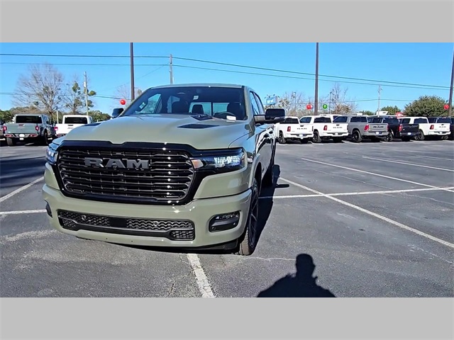2026 Ram 1500 Laramie Crew Cab 4x4 5'7" Box