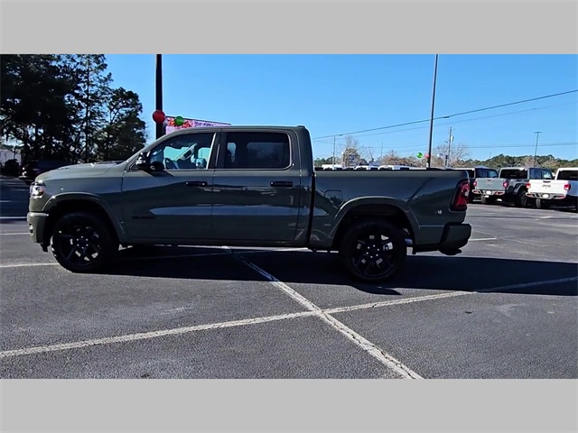 2026 Ram 1500 Laramie Crew Cab 4x4 5'7" Box
