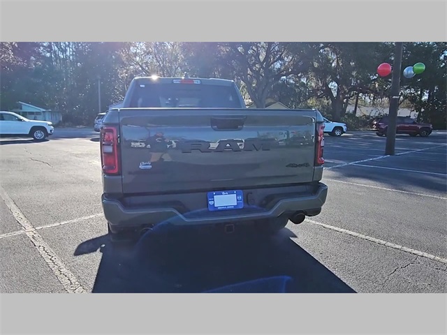 2026 Ram 1500 Laramie Crew Cab 4x4 5'7" Box