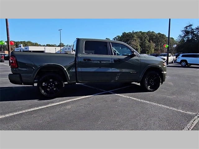 2026 Ram 1500 Laramie Crew Cab 4x4 5'7" Box