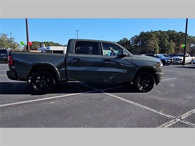 2026 Ram 1500 Laramie Crew Cab 4x4 5'7" Box