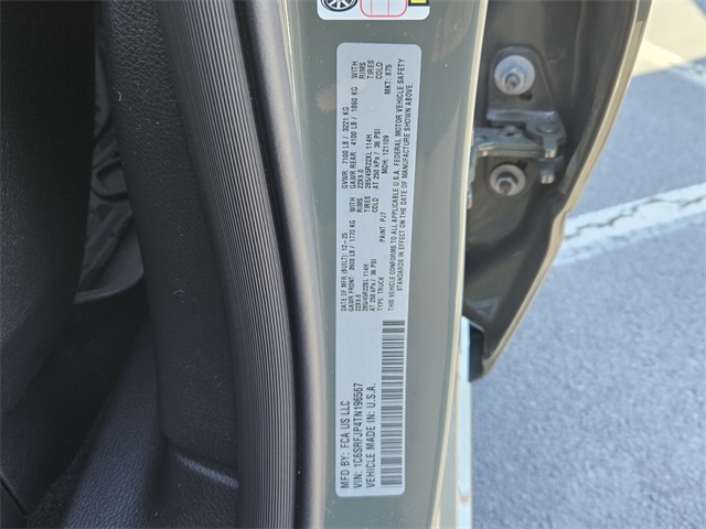 2026 Ram 1500 Laramie Crew Cab 4x4 5'7" Box