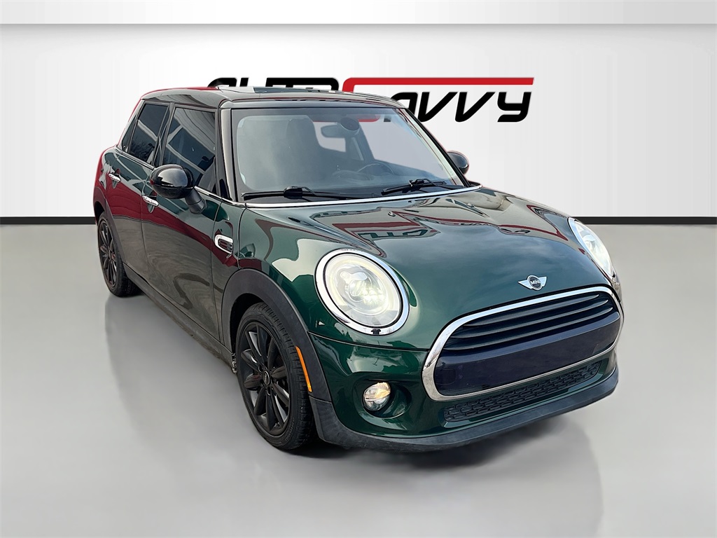 2017 MINI Cooper Base's photo