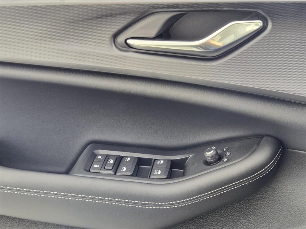 new 2025 Jeep Grand Cherokee L car, priced at $35,875