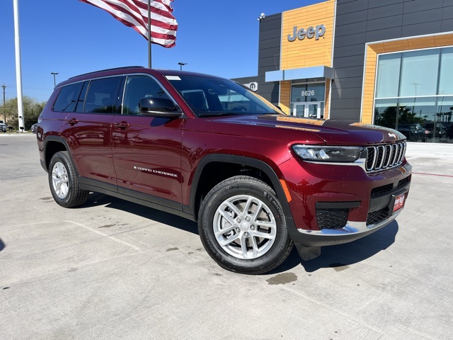 2025 Jeep Grand Cherokee L Laredo's photo