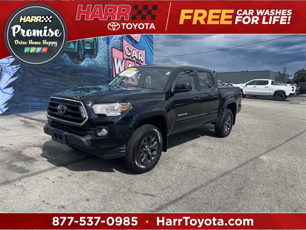 2020 Toyota Tacoma SR5's photo