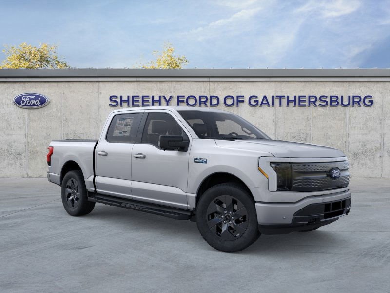 2025 Ford F-150 Lightning Flash's photo
