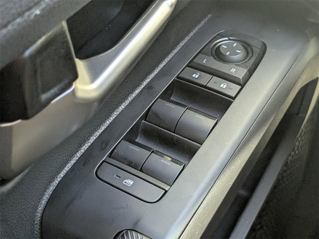 2024 Toyota Tacoma TRD Sport photo 15