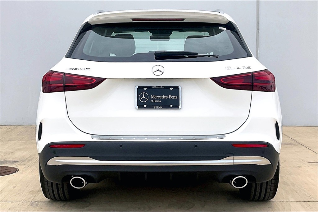 2025 Mercedes Benz GLA AMG 35 4MATIC photo 4