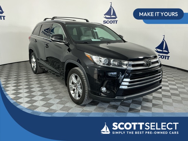 used 2018 Toyota Highlander car, priced at $17,988