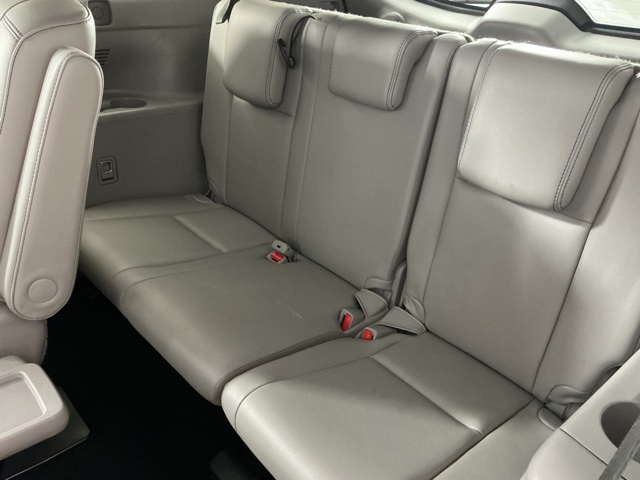 used 2018 Toyota Highlander car, priced at $17,955