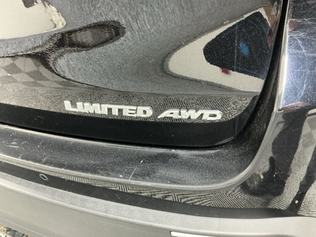 used 2018 Toyota Highlander car, priced at $17,955