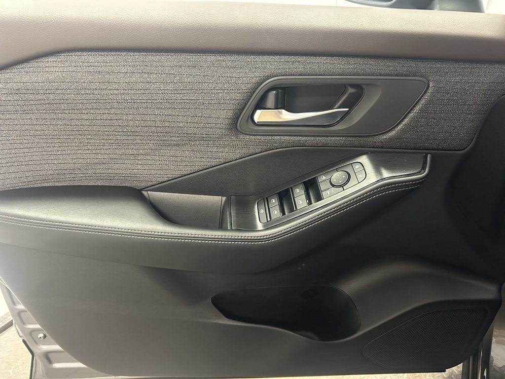 used 2023 Nissan Rogue car, priced at $22,682