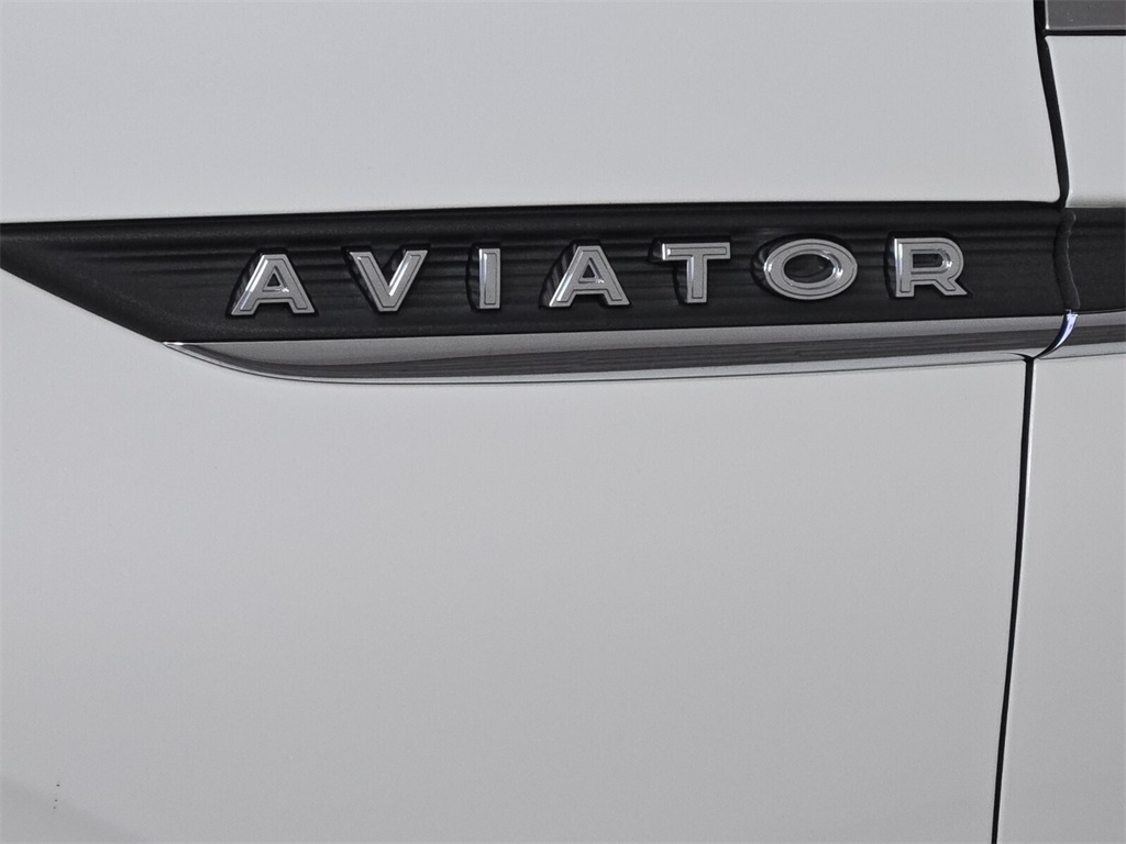 used 2023 Lincoln Aviator car, priced at $39,998