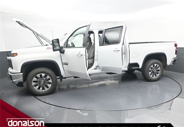 new 2026 Chevrolet Silverado 2500HD car, priced at $67,599