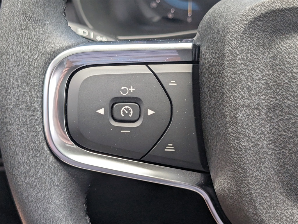 XC40 B5 Plus