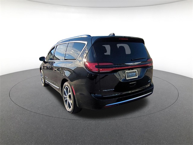 new 2026 Chrysler Pacifica car, priced at $57,689