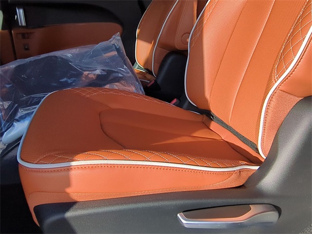 new 2026 Chrysler Pacifica car, priced at $57,689