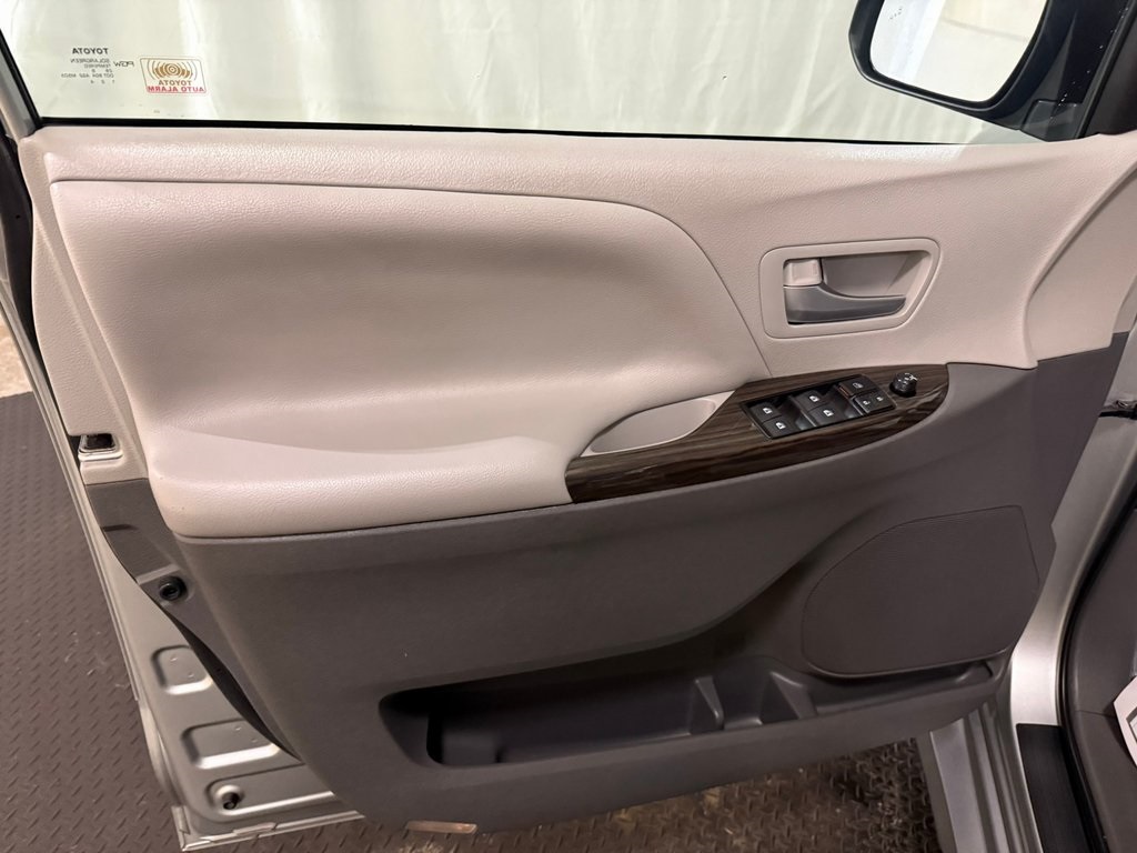 used 2019 Toyota Sienna car, priced at $27,819
