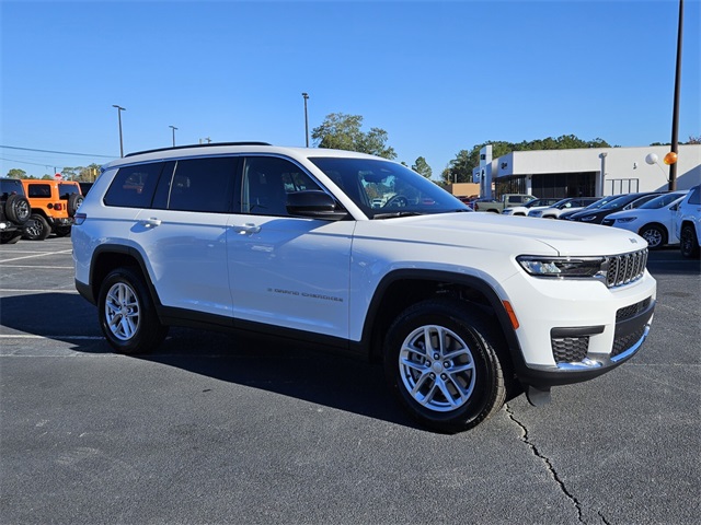 2025 Jeep Grand Cherokee L Laredo X 4x2