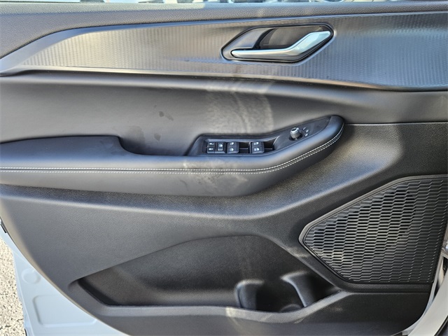 2025 Jeep Grand Cherokee L Laredo X 4x2