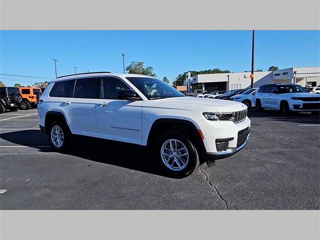 2025 Jeep Grand Cherokee L Laredo X 4x2