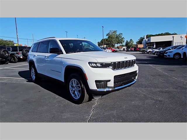 2025 Jeep Grand Cherokee L Laredo X 4x2