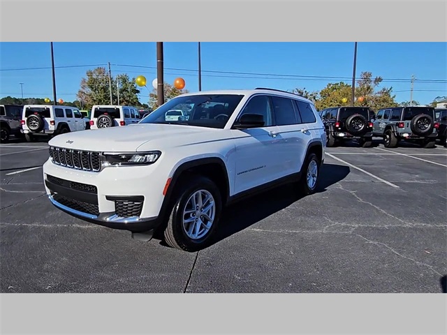 2025 Jeep Grand Cherokee L Laredo X 4x2