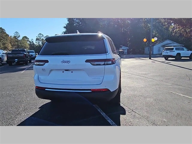 2025 Jeep Grand Cherokee L Laredo X 4x2