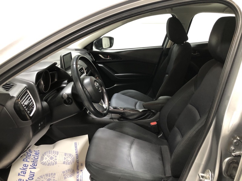 2016 Mazda Mazda3 Touring photo 15