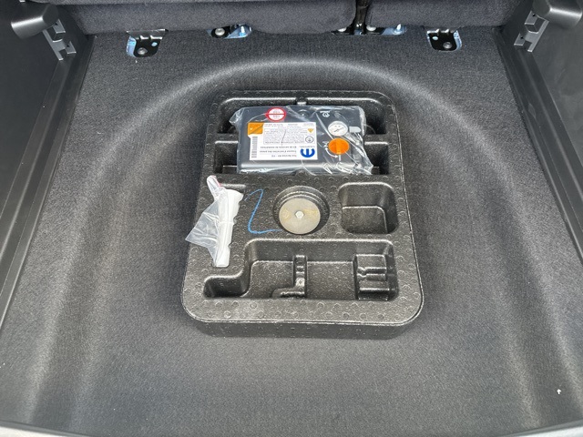 2025 Jeep Compass Limited photo 10