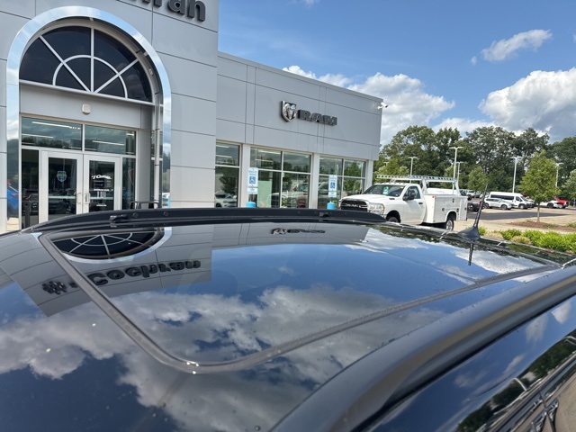 2025 Jeep Compass Limited photo 4