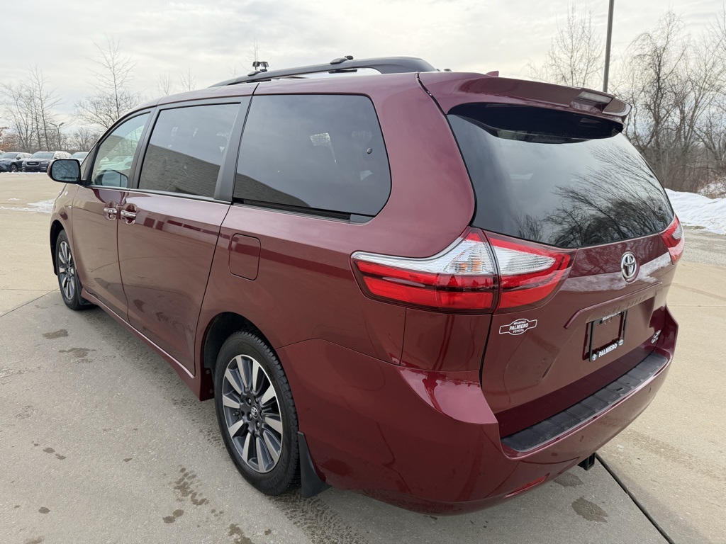 used 2019 Toyota Sienna car, priced at $25,903