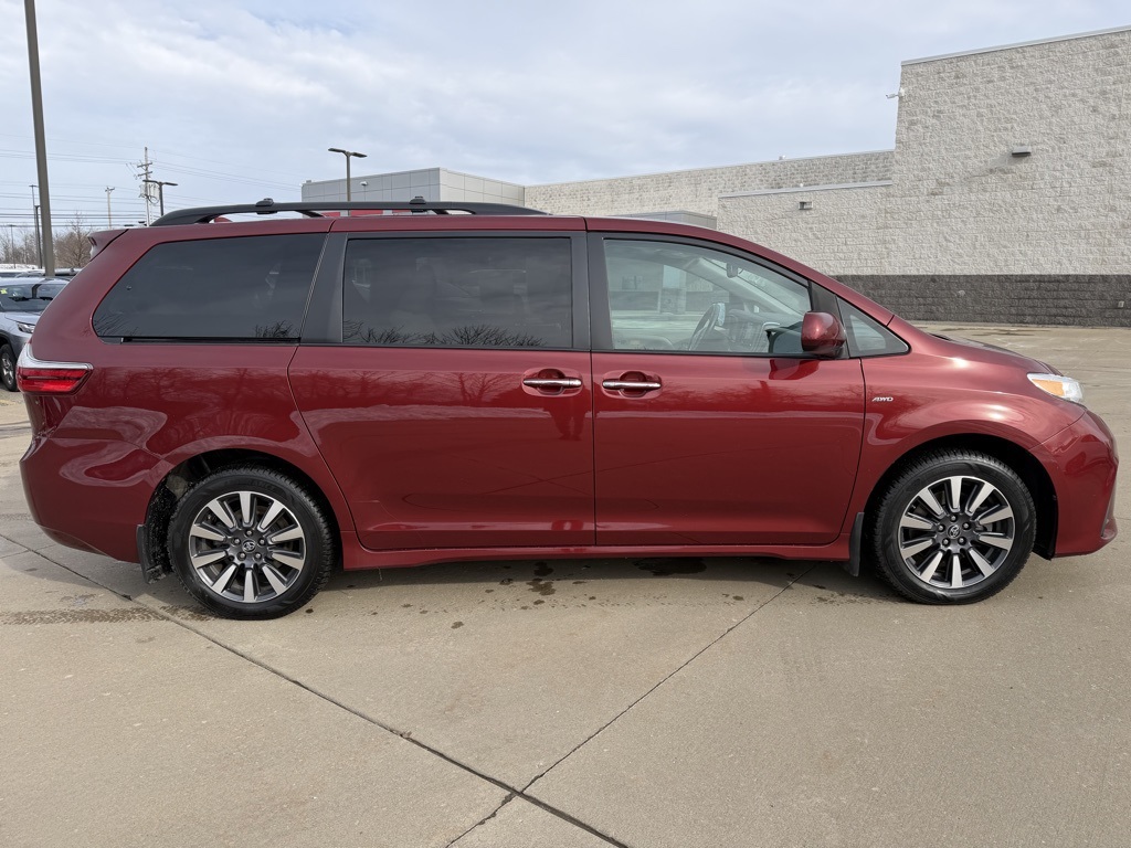 used 2019 Toyota Sienna car, priced at $25,903