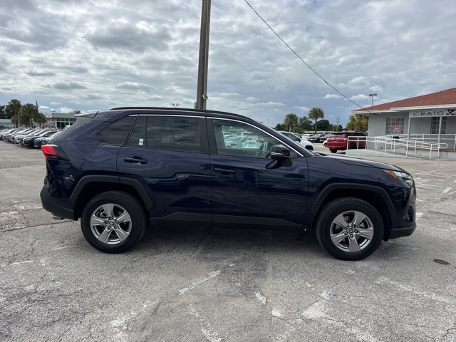 Used 2025 Toyota RAV4 XLE with VIN 2T3W1RFV4SW375225 for sale in Kansas City