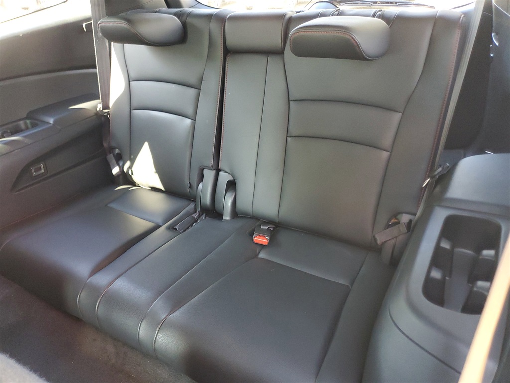 used 2022 Honda Pilot car, priced at $33,995