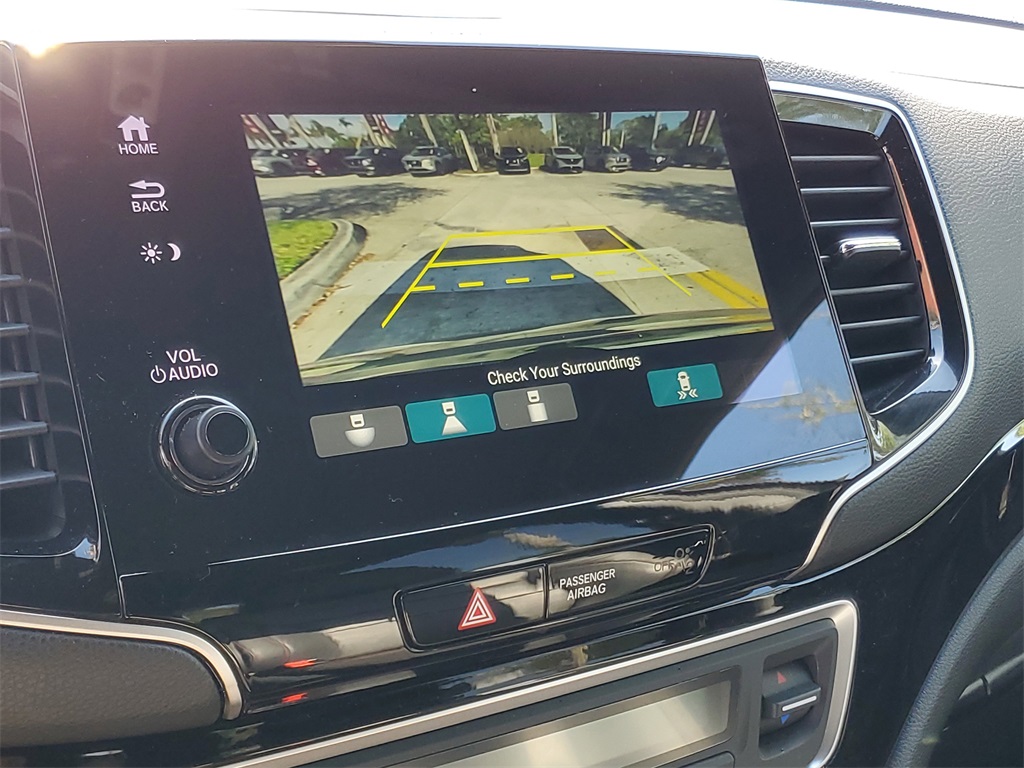 used 2022 Honda Pilot car, priced at $33,995