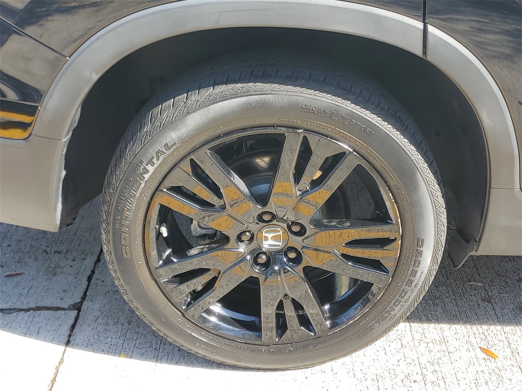 used 2022 Honda Pilot car, priced at $33,995