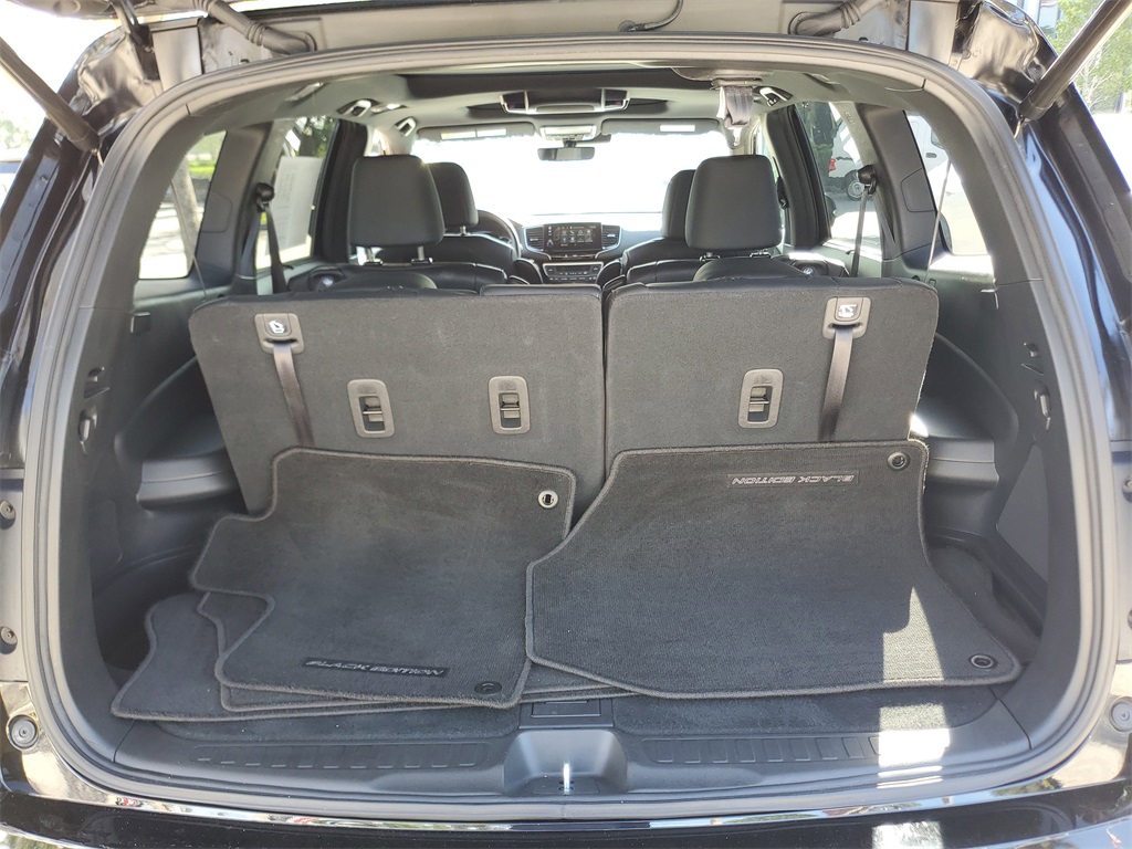 used 2022 Honda Pilot car, priced at $33,995