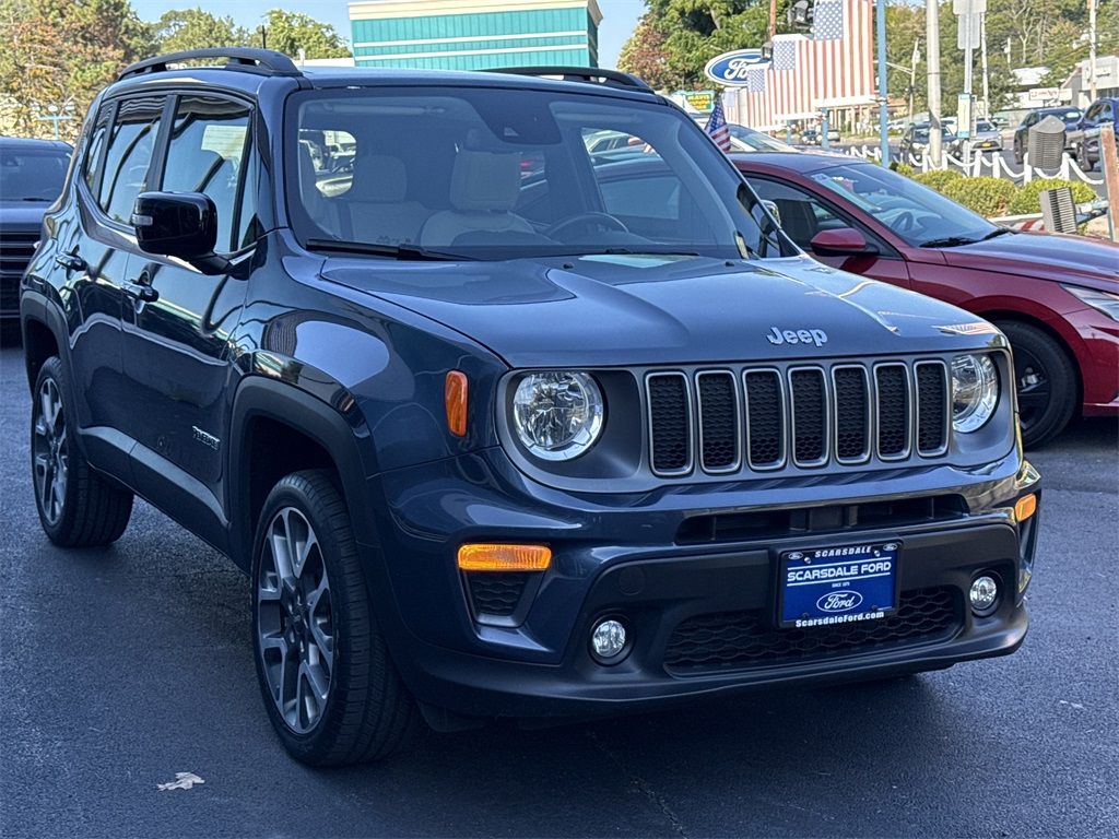 2022 Jeep Renegade Limited photo 11