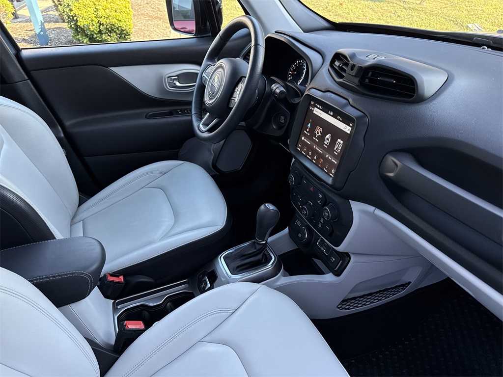 2022 Jeep Renegade Limited photo 35