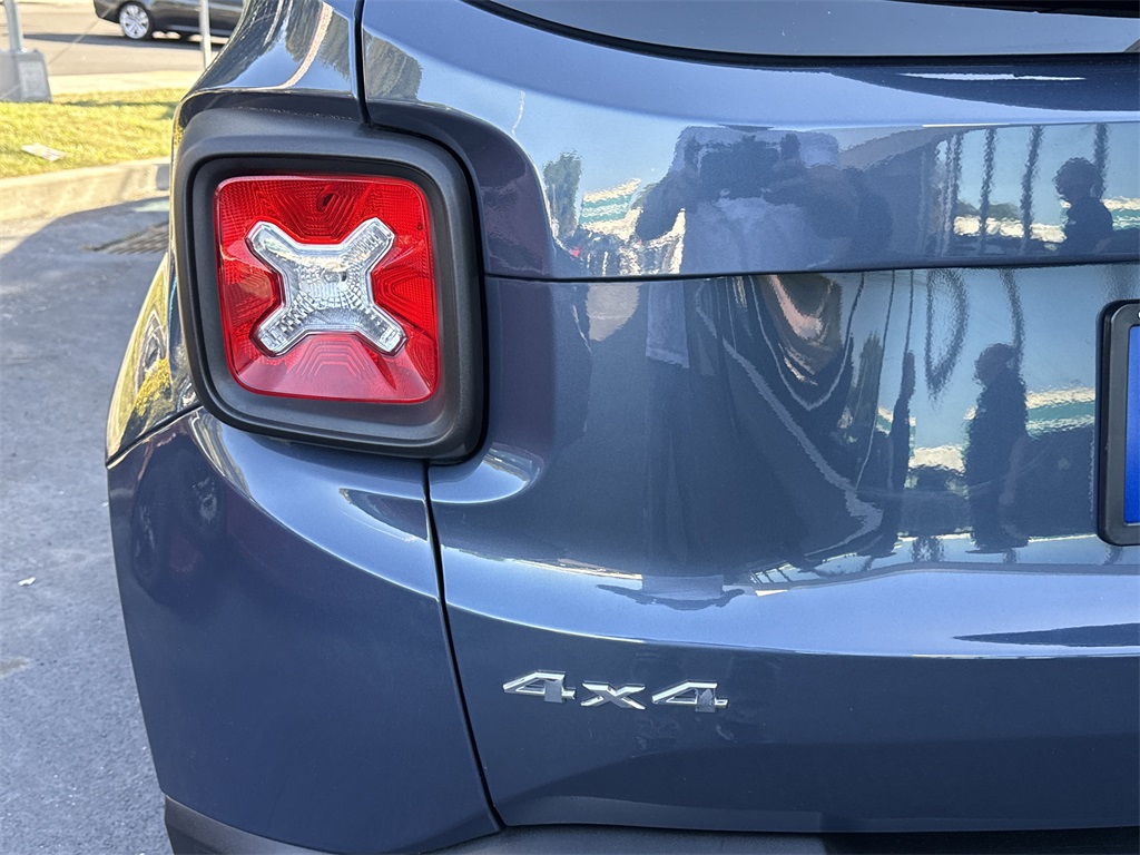 2022 Jeep Renegade Limited photo 43