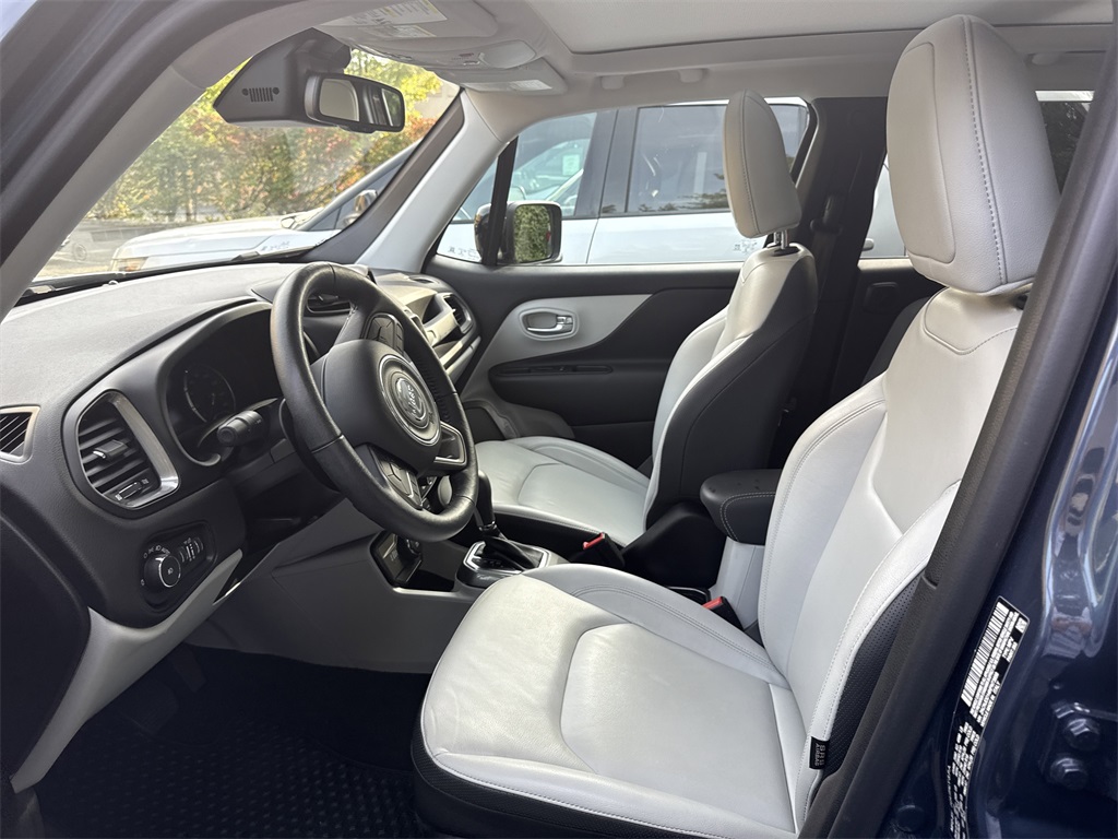 2022 Jeep Renegade Limited photo 6