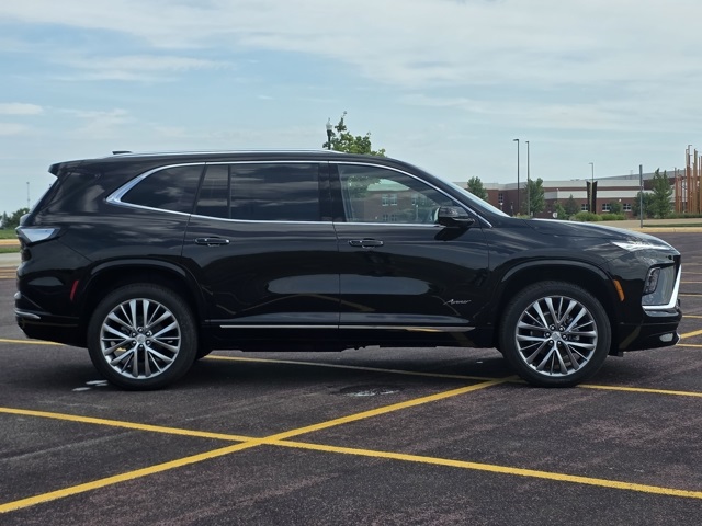 2025 Buick Enclave Avenir