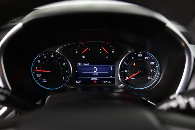 2022 Chevrolet Equinox LT photo 2